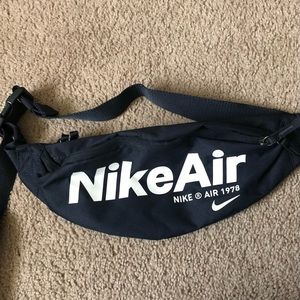 Blue Nike Fanny pac
